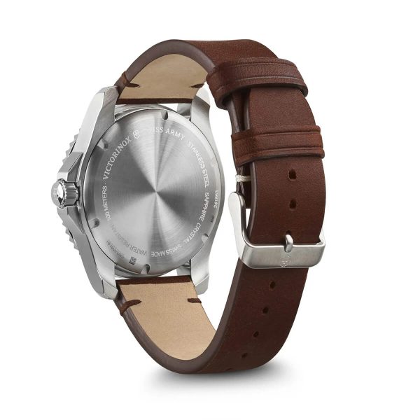 Victorinox Maverick Watch 241863 2